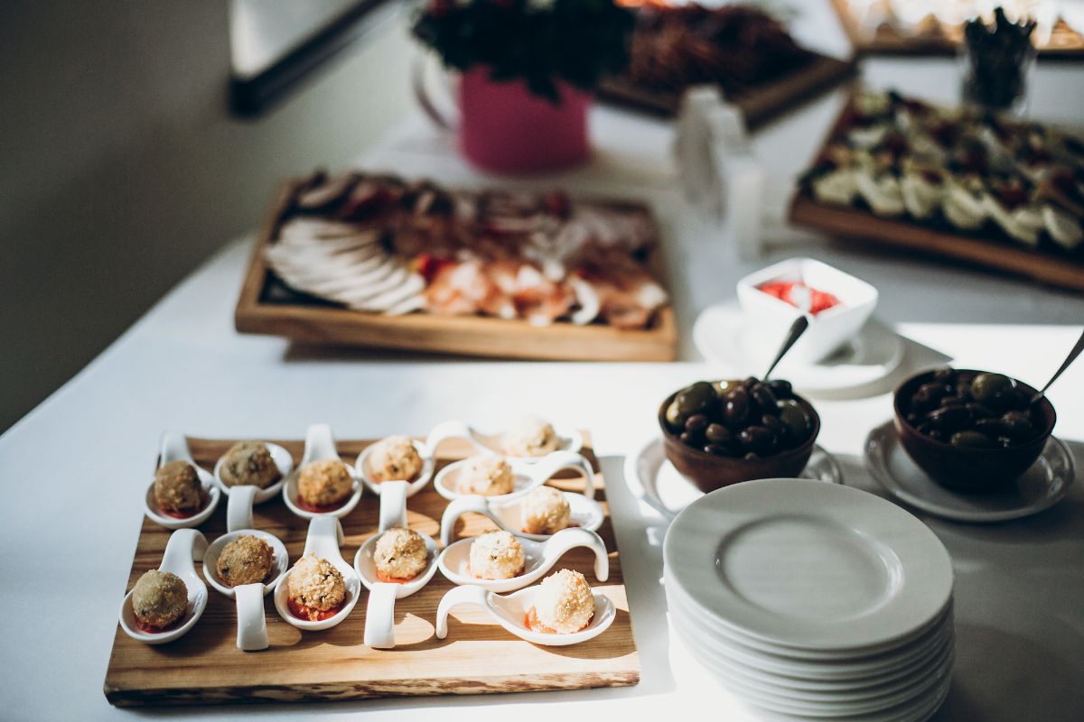 6 Budget-Friendly Catering Ideas for Your Event