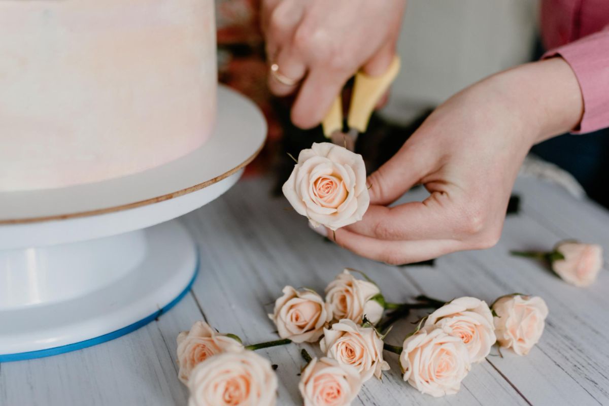 Do You Make Wedding Cakes?