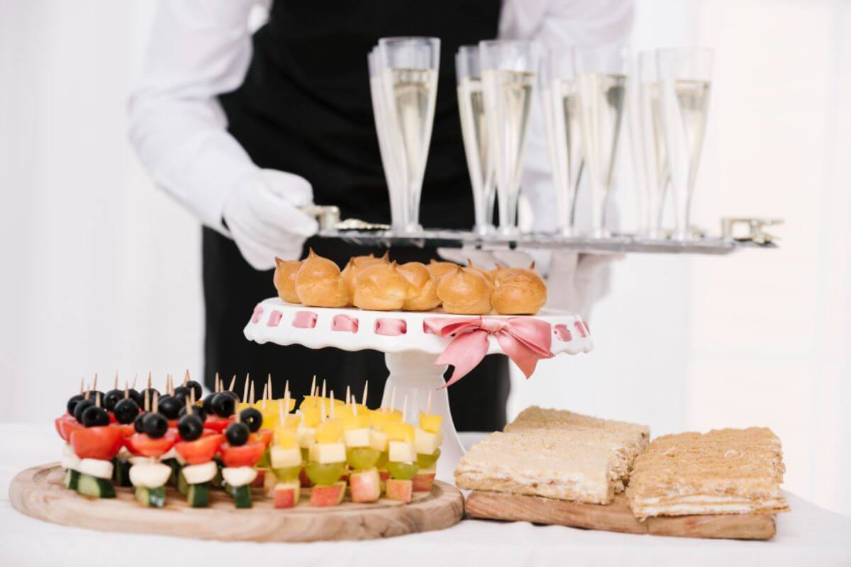 Hire an Expert Caterer