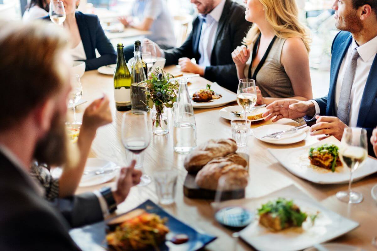 What Is Executive Dining and When Should You Consider It?